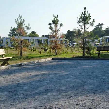 Mobil-home Grand Confort 6 Pers, 3 Chambres, Terrasse, A 200m, Piscine Chauffee - Fr-1-361a-22 Holiday home Jullouville-les-Pins