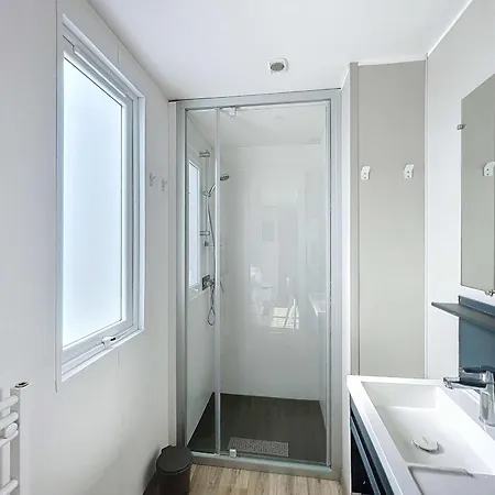 Mobil-home Grand Confort 6 Pers, 3 Chambres, Terrasse, A 200m, Piscine Chauffee - Fr-1-361a-22 Holiday home *